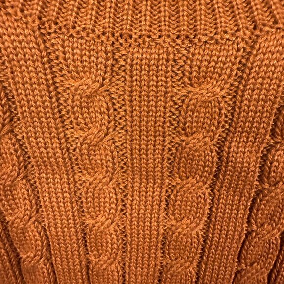 No Brand, Size M, Brown cable-knit vest, sleeveless. - Picture 3 of 7